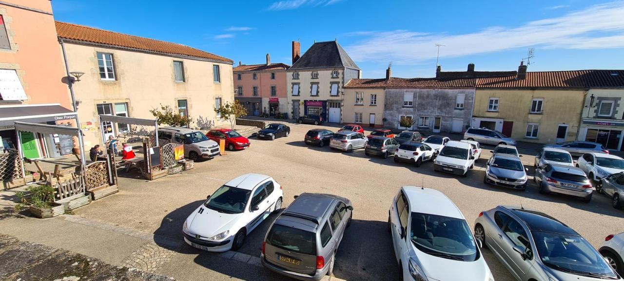 Gite Le Haut Du Pave 3 A 7 Chambres 6 A 14 Couchages, 3 Min Du Puy Du Fou Les Épesses Kültér fotó