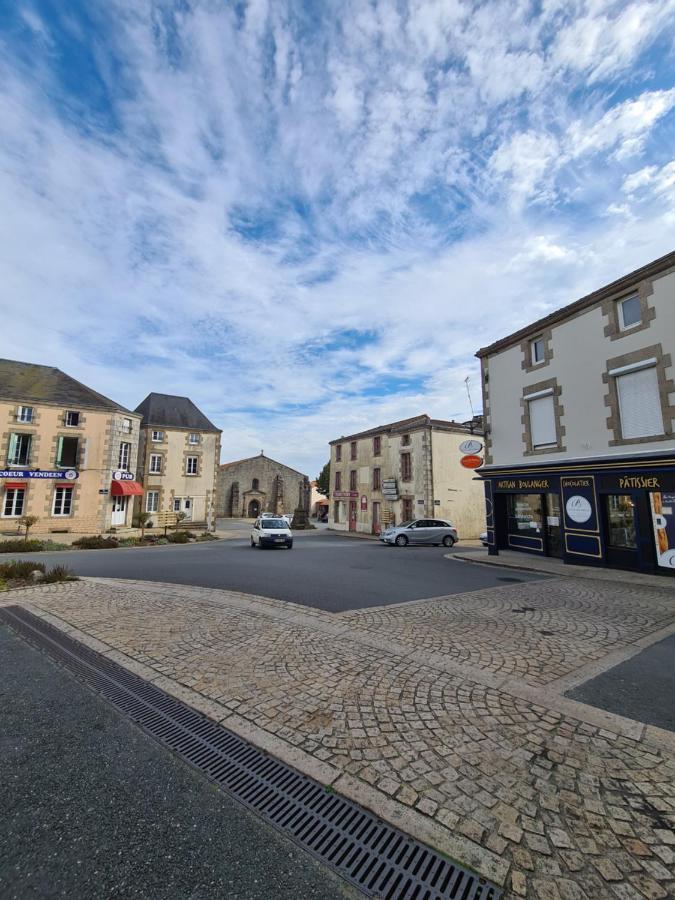 Gite Le Haut Du Pave 3 A 7 Chambres 6 A 14 Couchages, 3 Min Du Puy Du Fou Les Épesses Kültér fotó